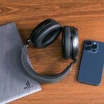 Sennheiser MOMENTUM 4 Wireless Headphones - Image 4